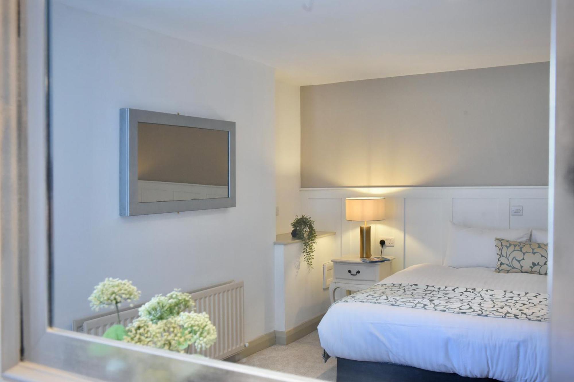 The Lough & Quay Accommodation Town Centre Warrenpoint Εξωτερικό φωτογραφία